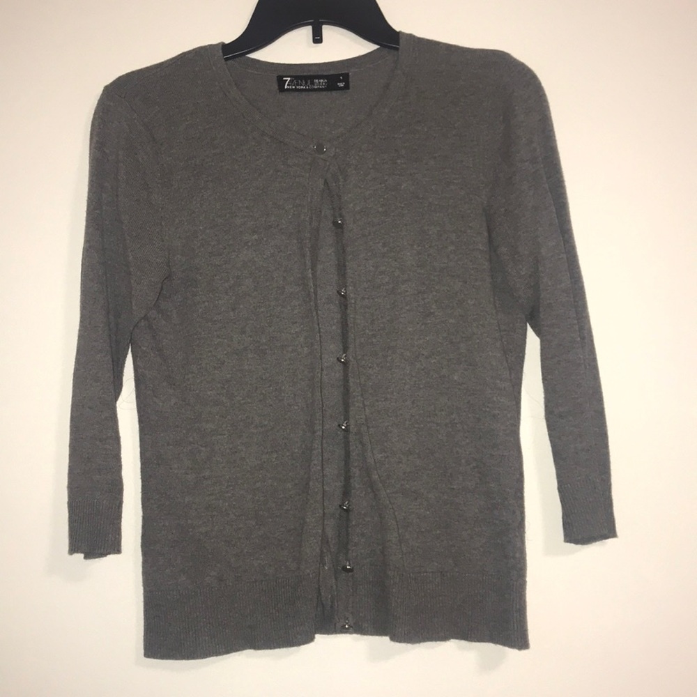 Gray cardigan sweater, ny&co✨